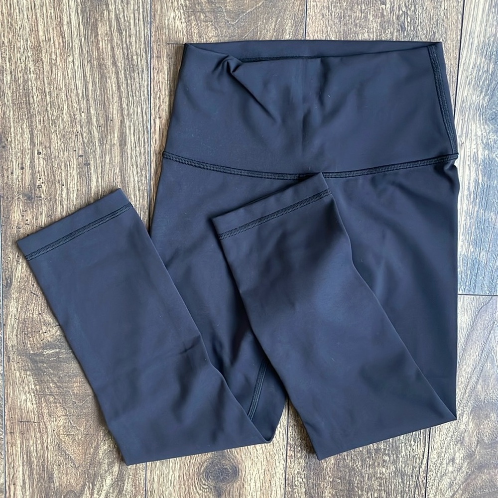 Lululemon Wunder Train HR Crop